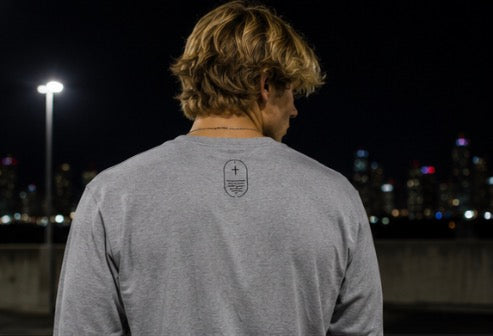 Unisex Long Sleeve Tee